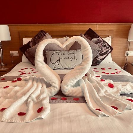 The Hedges Hotel Stranocum Zewnętrze zdjęcie